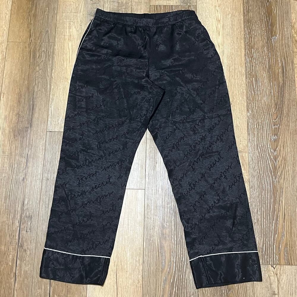 Victoria's Secret Signature Satin Pajama Set Large Black Long Sleeve/Pants EUC!! - Picture 4 of 5